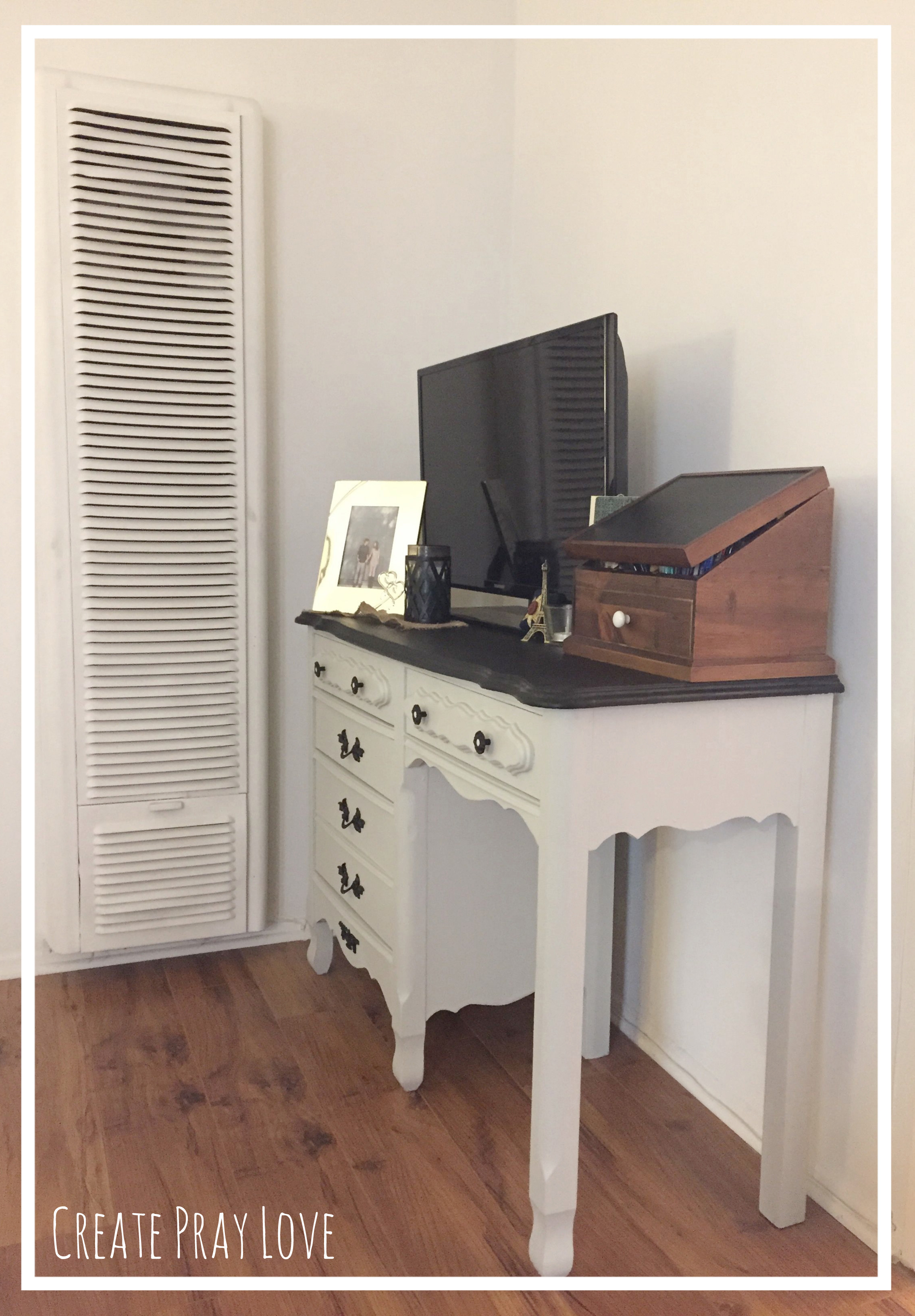 Create Pray Love | Vintage Desk Makeover