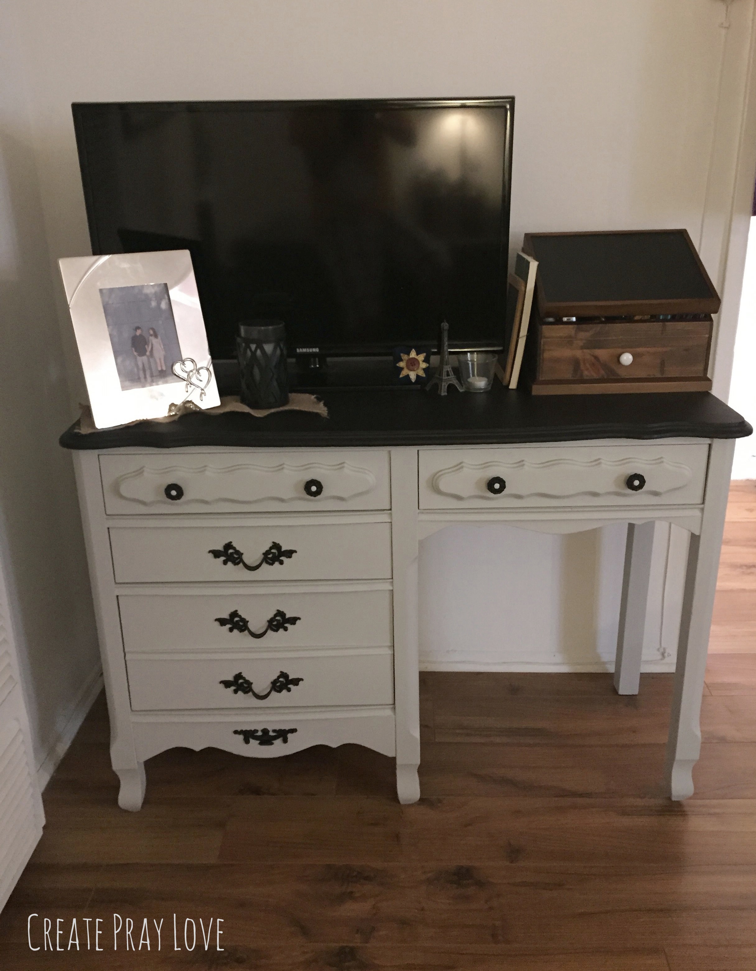 Create Pray Love | Vintage Desk Makeover