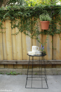 How to Turn a Wire Hamper Into a DIY Patio Table