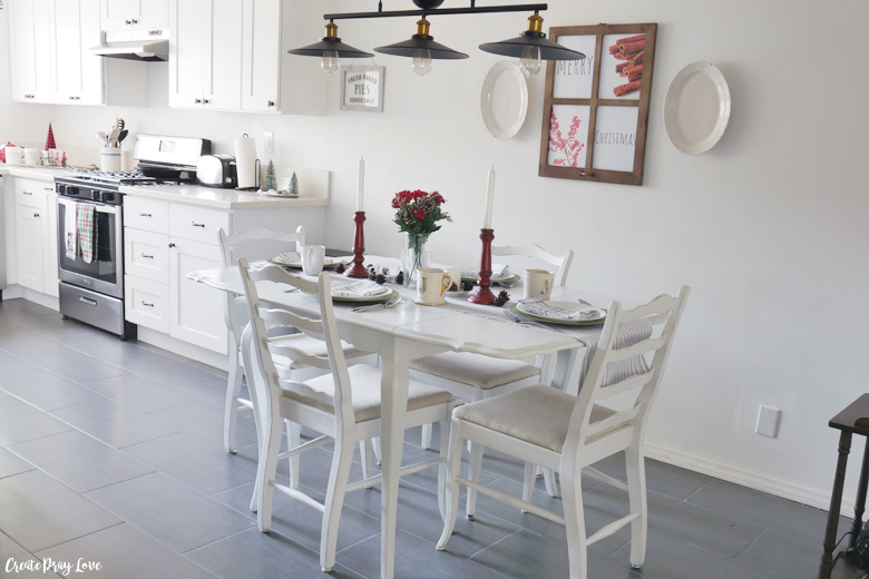 Farmhouse Christmas Home Tour