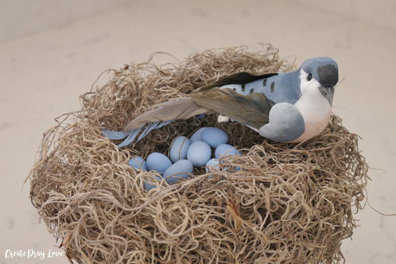 DIY Dollar Store Bird's Nest